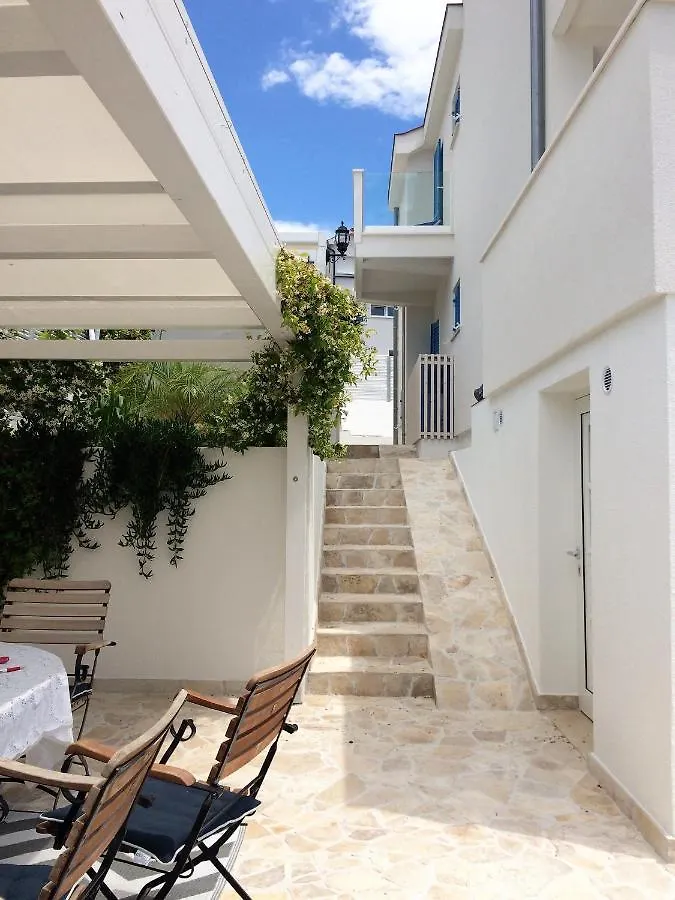 Seaside Villa With Private Pool Home By The Sea - Villa Traù Croazia