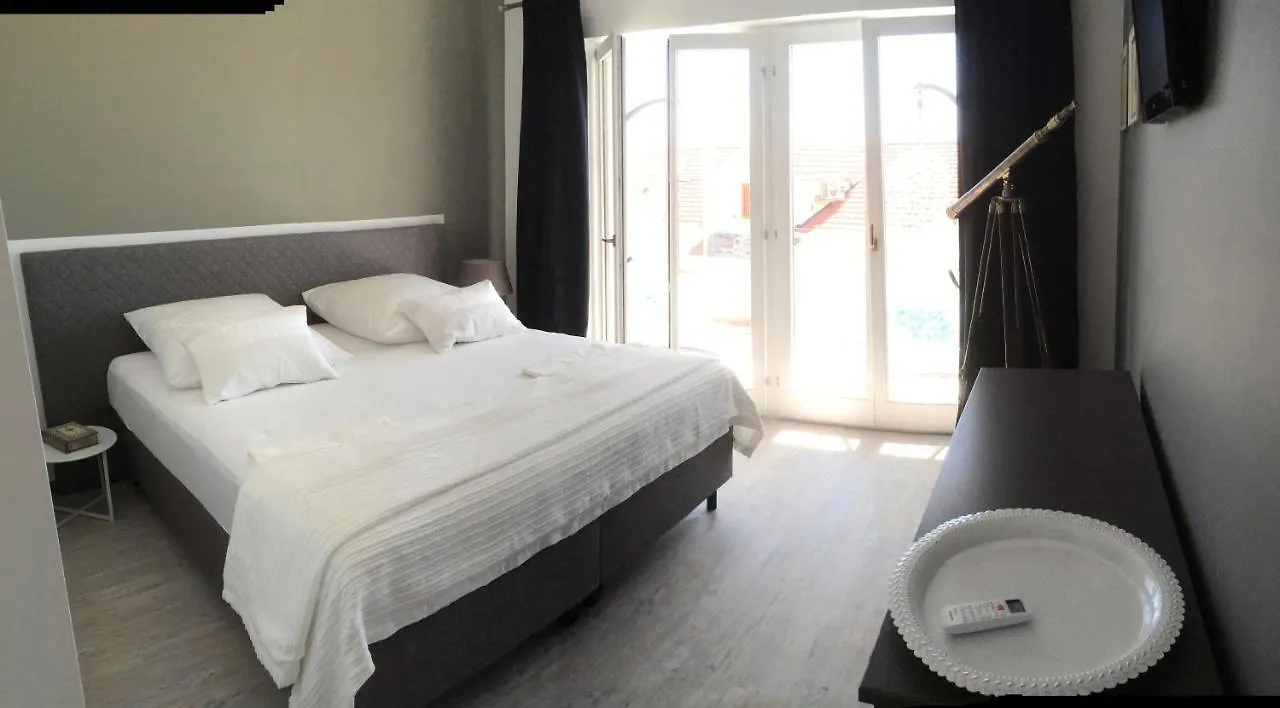 Seaside Villa With Private Pool Home By The Sea - Villa Traù Croazia